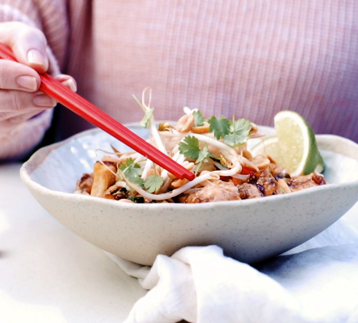 One Pot Pad Thai with Prawns & Tofu