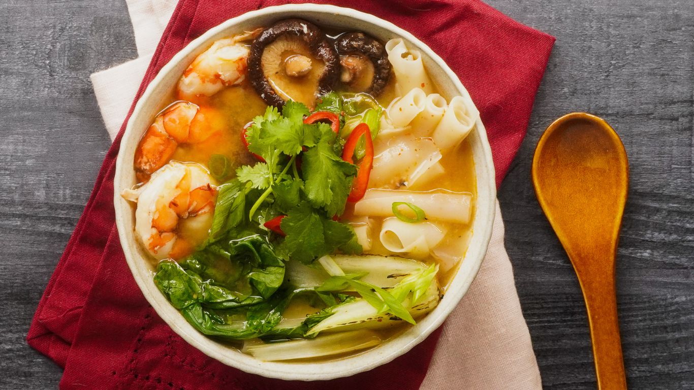 Tom Yum Soup with Prawns & Mushrooms