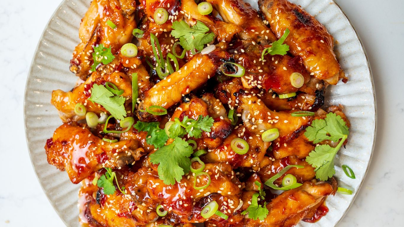 SWEET CHILLI CHICKEN WINGS